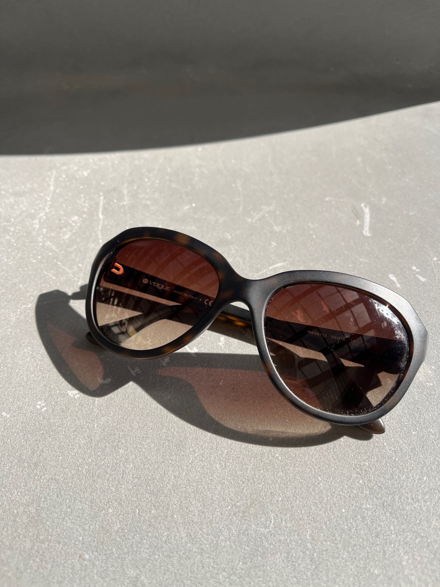 Vogue Sunglasses Leo