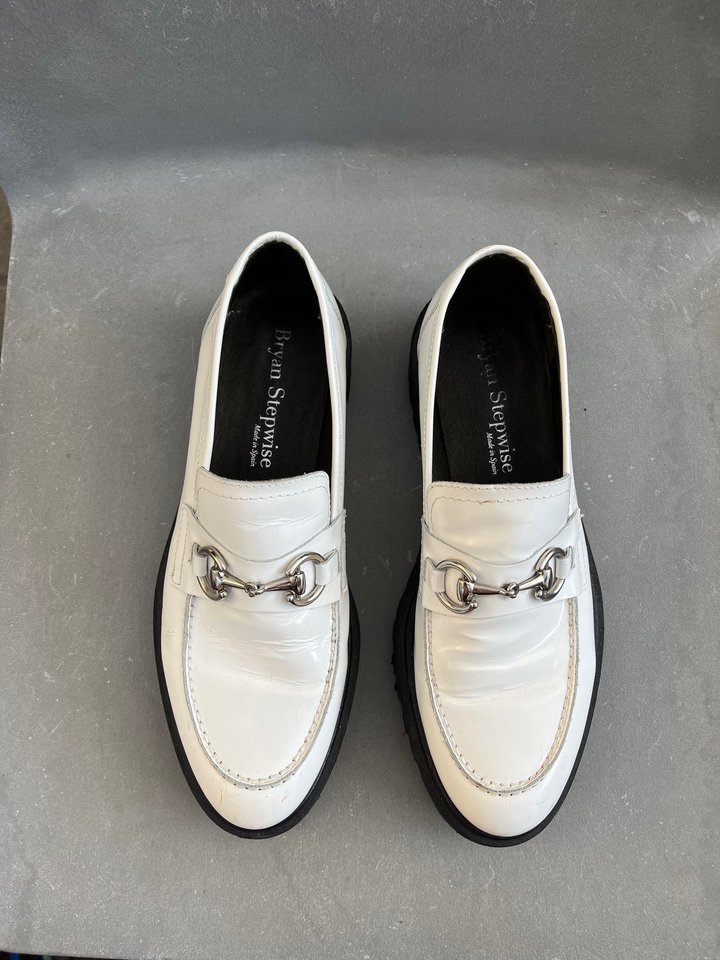 Loafer White